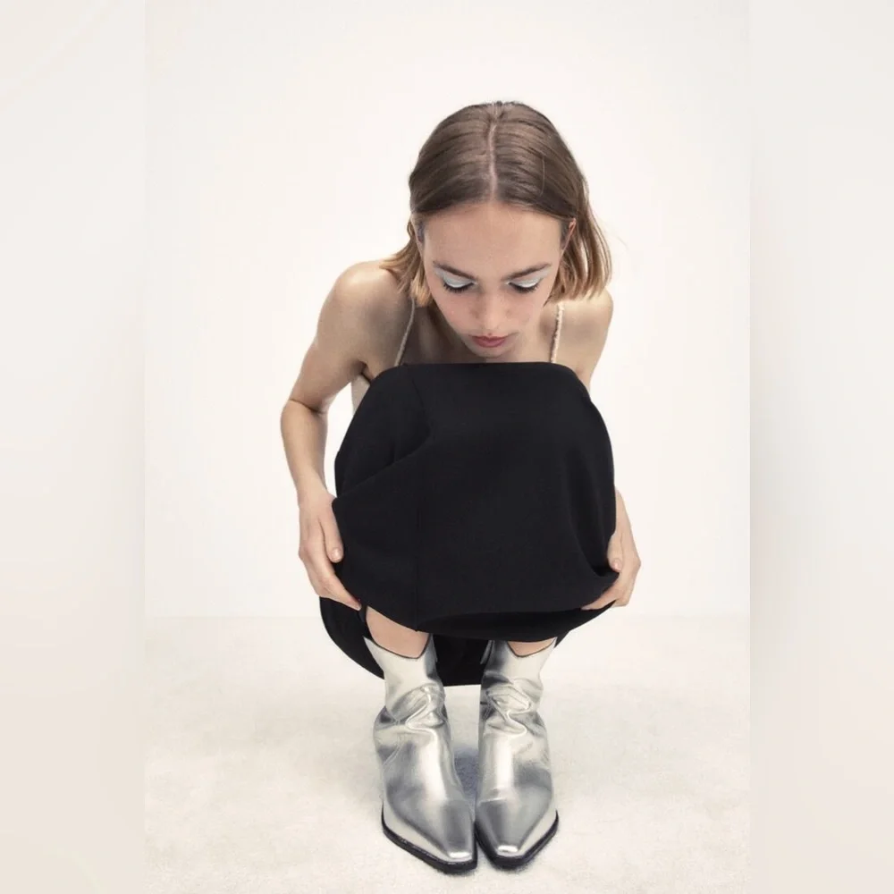 NWT. Zara Metallic Silver Cowboy-Style Leather Ankle Boots. Size 8, 9. - Picture 5 of 11